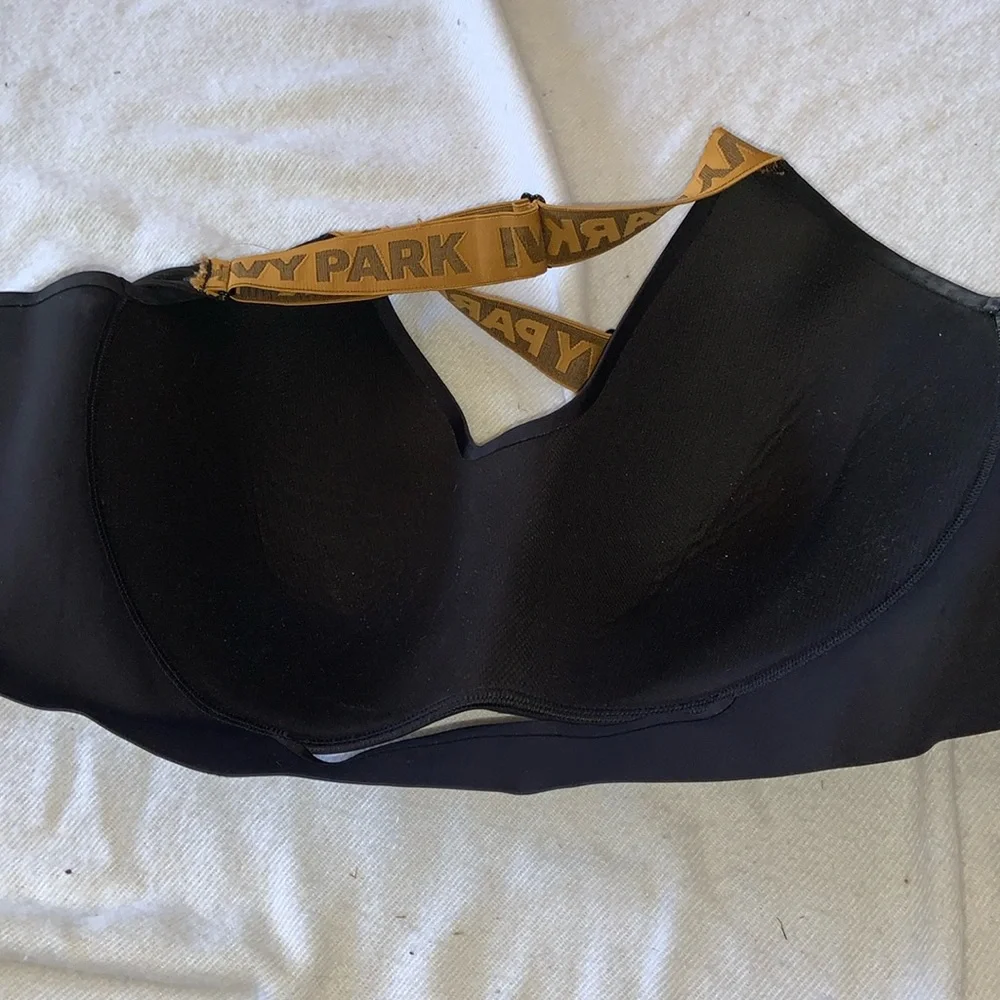 Ivy Park Beyoncé Adidas black gold sports bra 2X AND athletic shorts 3X DRIP 2.2 - Picture 12 of 16